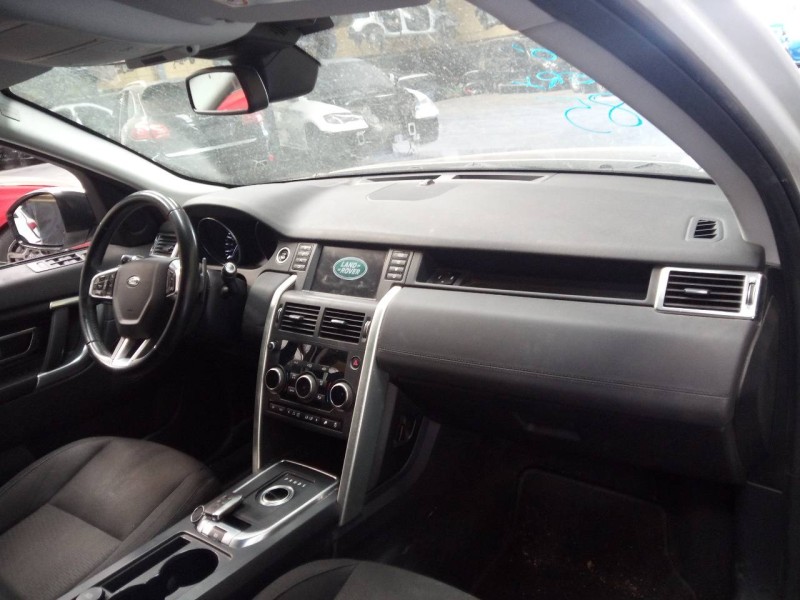 land rover discovery sport del año 2017