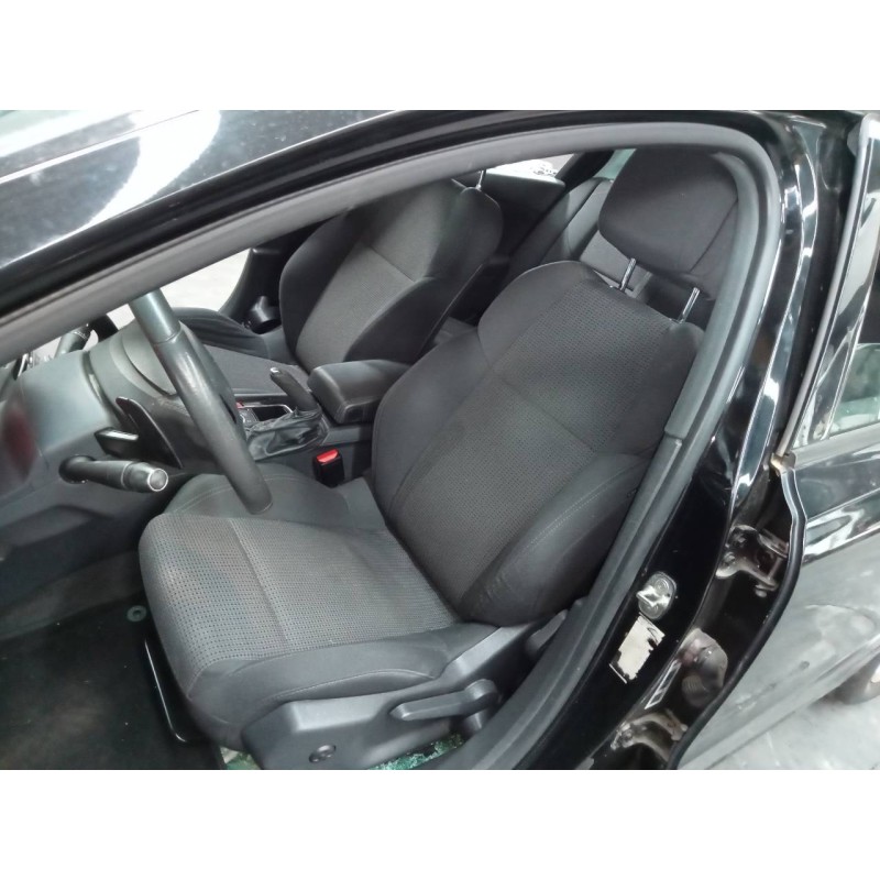 peugeot 508 del año 2011