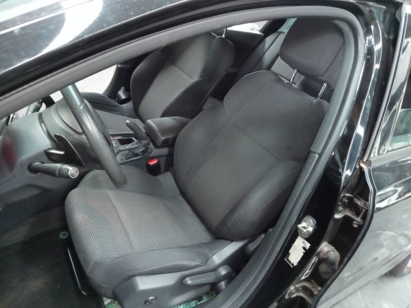 peugeot 508 del año 2011