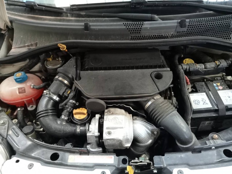 fiat nuova 500 (150) del año 2013