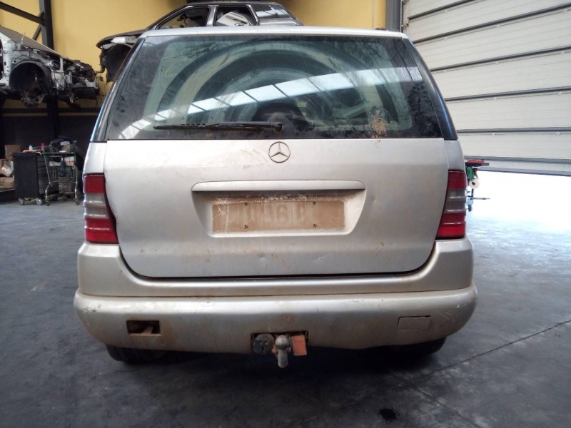 mercedes-benz clase m (w163) del año 2001