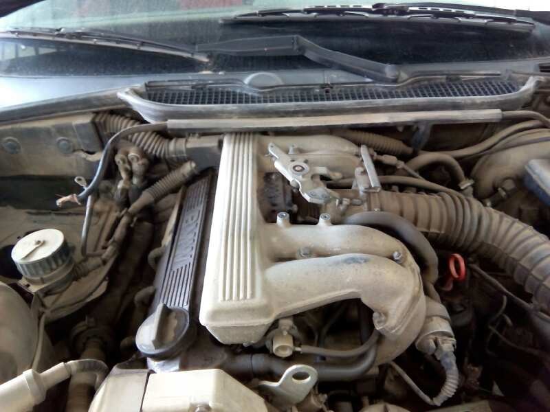 bmw serie 3 berlina (e36) del año 2002