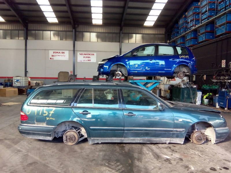 mercedes-benz clase e (w210) familiar del año 1999