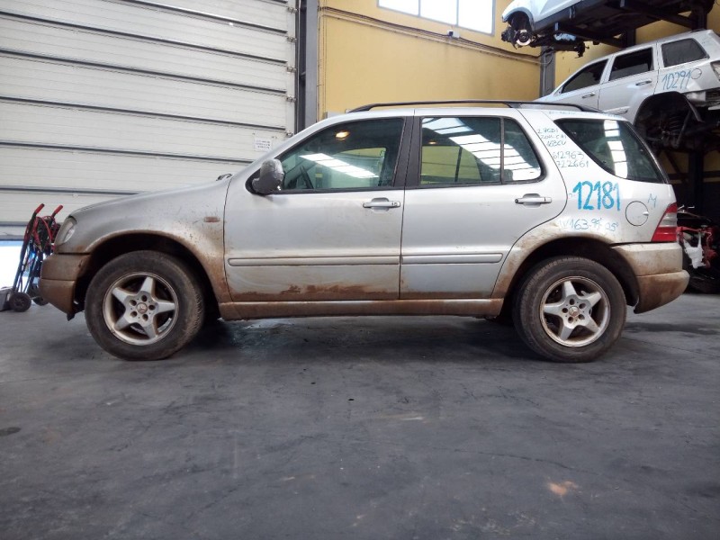 mercedes-benz clase m (w163) del año 2001