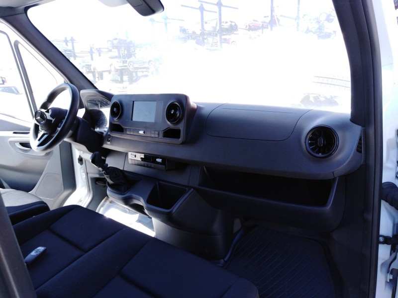 mercedes-benz sprinter iii furgón fwd del año 2022