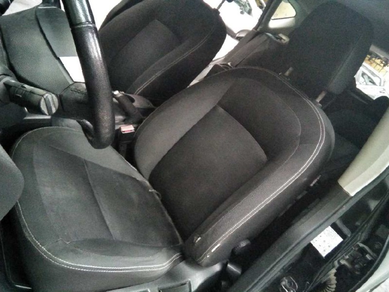 nissan qashqai (j10) del año 2012