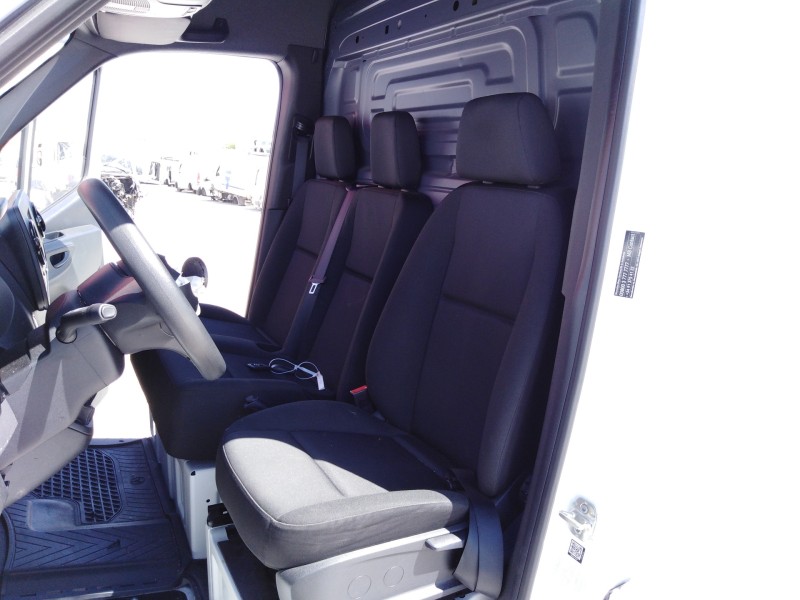 mercedes-benz sprinter iii furgón fwd del año 2022