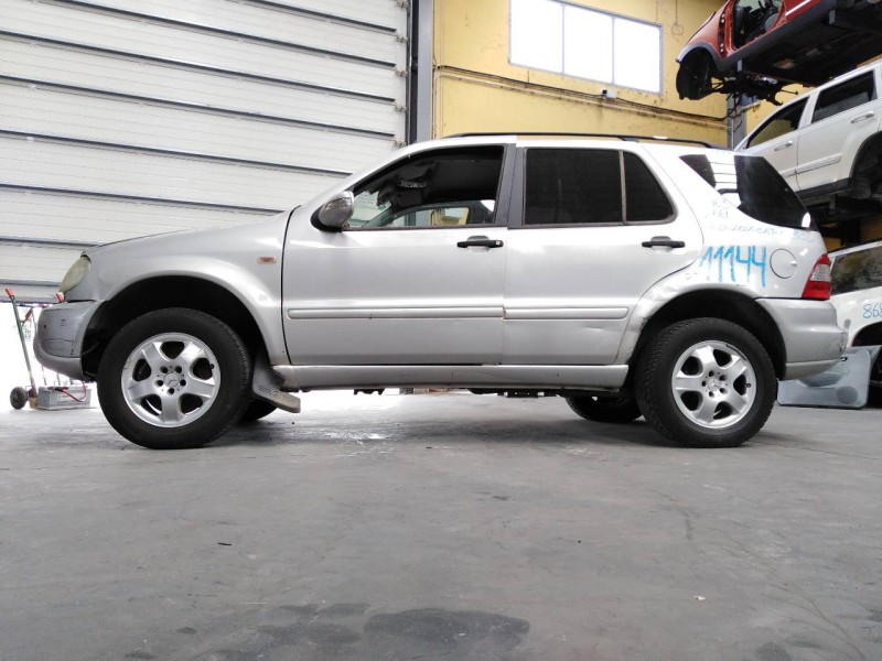 mercedes-benz clase m (w163) del año 2002