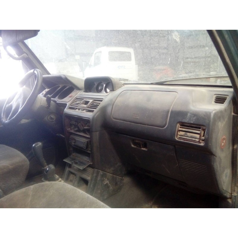 mitsubishi montero (v20/v40) del año 1999