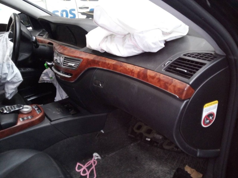 mercedes-benz clase s (w221) berlina del año 2009