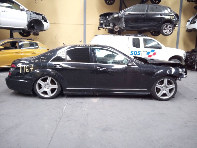mercedes-benz clase s (w221) berlina del año 2009