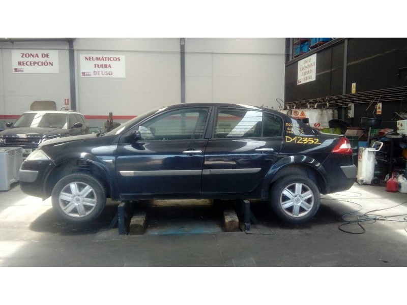 renault megane ii classic berlina del año 2005