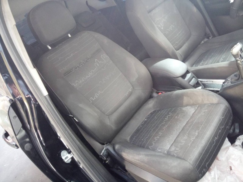 opel meriva b del año 2010