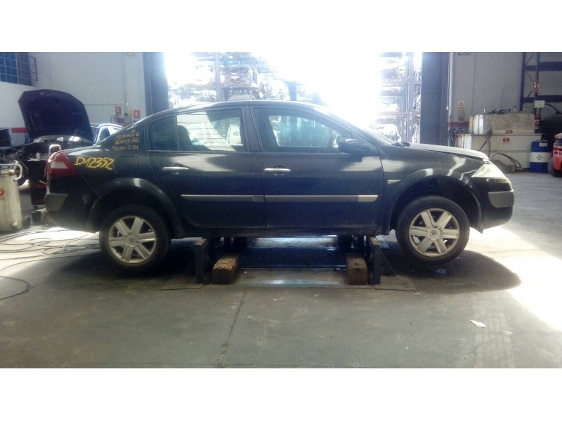 renault megane ii classic berlina del año 2005