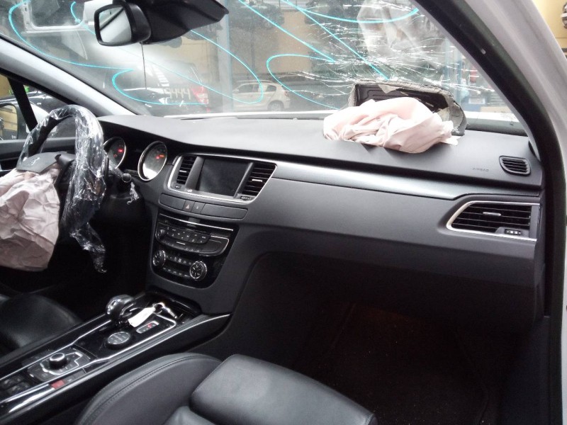 peugeot 508 del año 2012