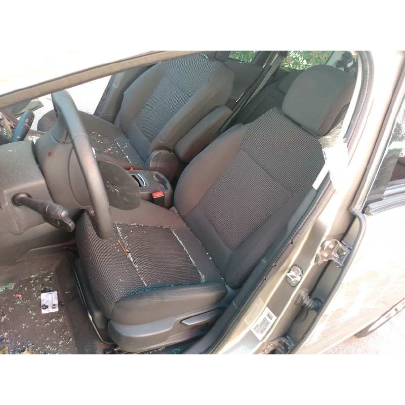 peugeot 5008 del año 2013