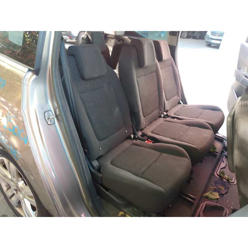 peugeot 5008 del año 2013