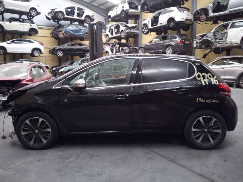 peugeot 208 (p2) del año 2019