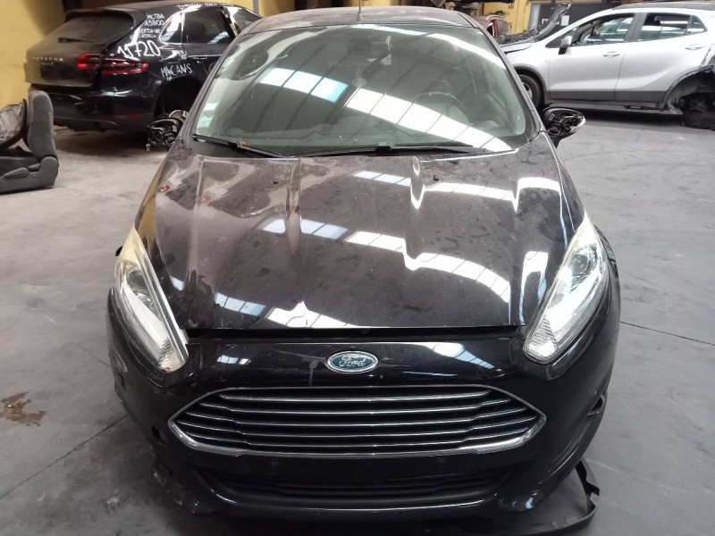ford fiesta (ccn) del año 2013