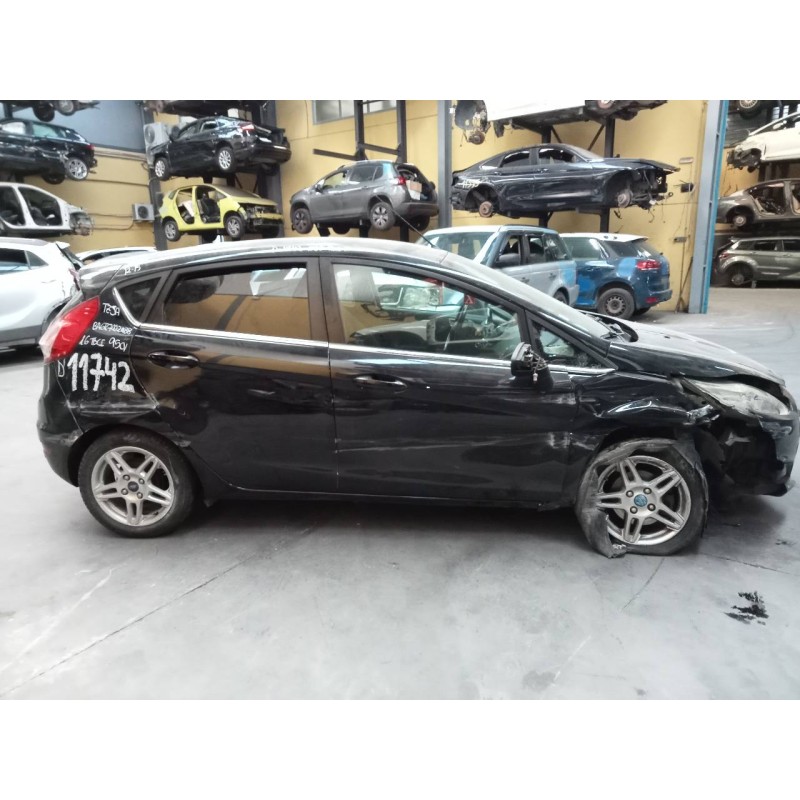 ford fiesta (ccn) del año 2013