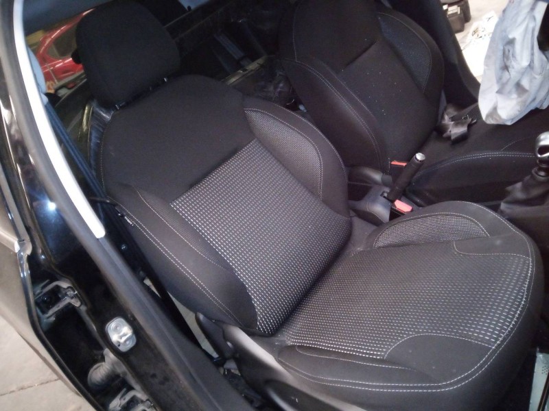 peugeot 208 (p2) del año 2019