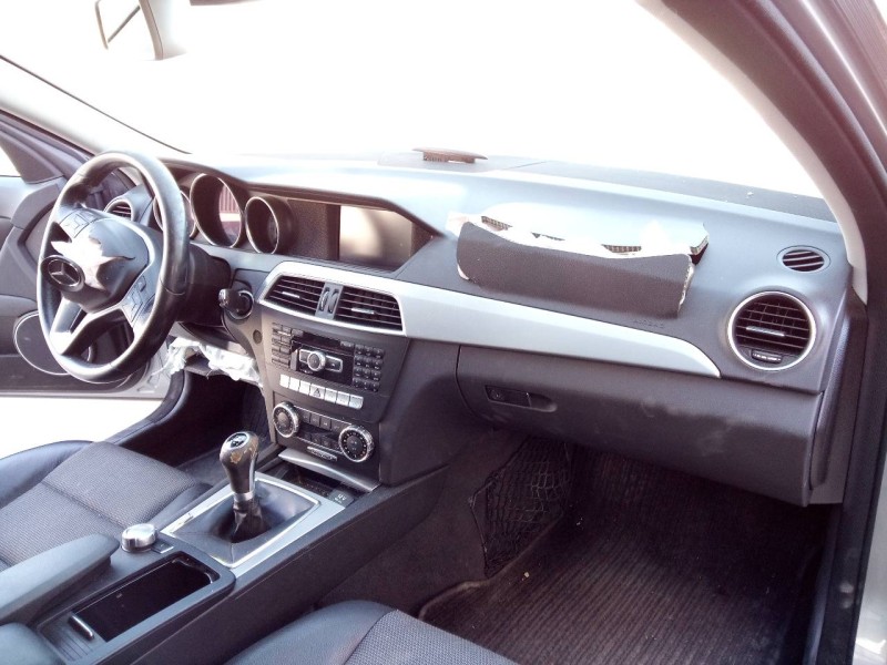 mercedes-benz clase c (w204) familiar del año 2011