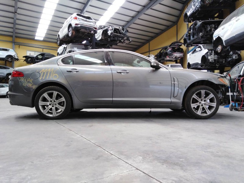 jaguar xf del año 2009