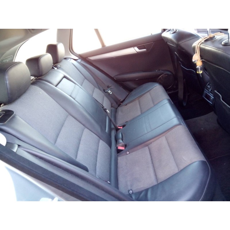 mercedes-benz clase c (w204) familiar del año 2011