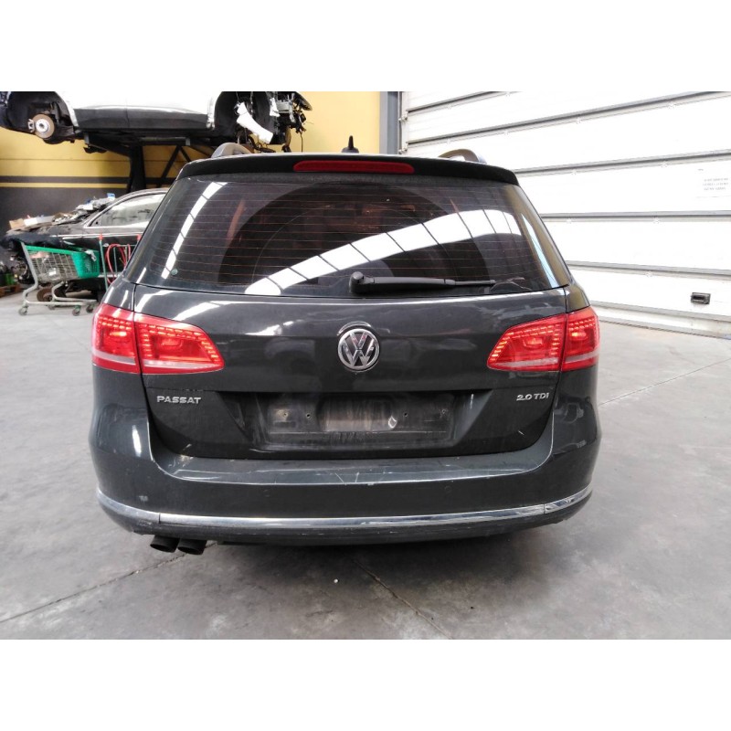 volkswagen passat variant (365) del año 2011