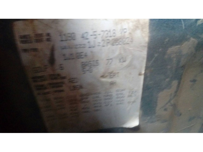 volkswagen golf iv berlina (1j1) del año 2002