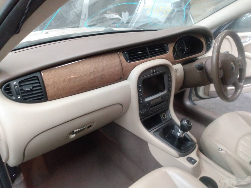 jaguar x-type del año 2003