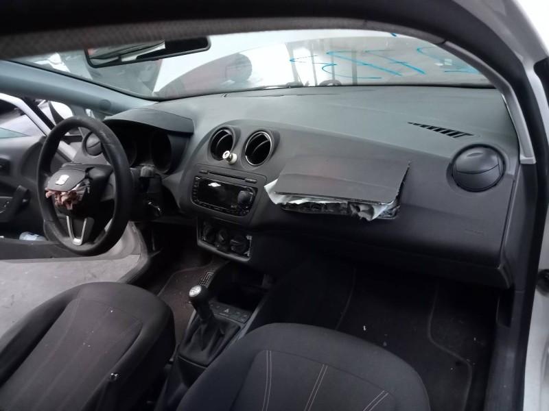 seat ibiza sc (6j1) del año 2010