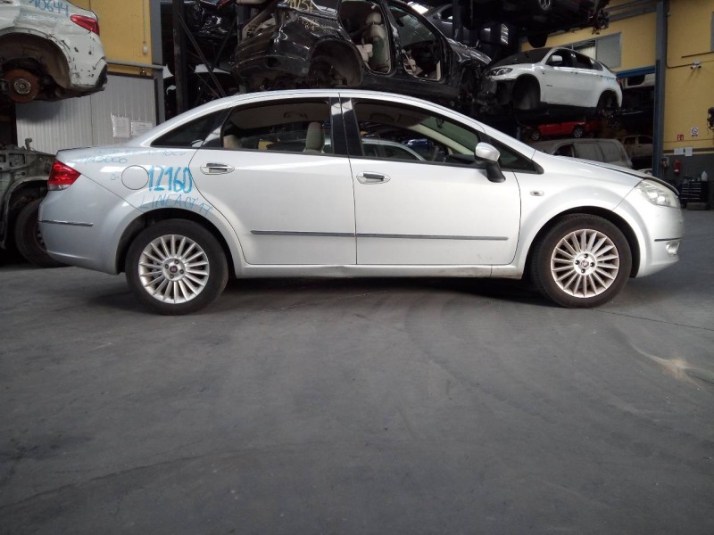 fiat linea (110) del año 2009