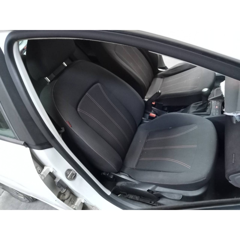 seat ibiza sc (6j1) del año 2010