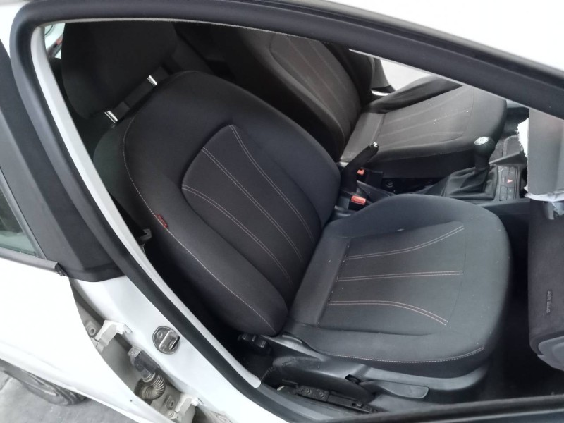 seat ibiza sc (6j1) del año 2010