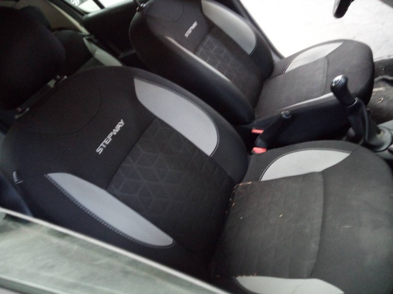 dacia sandero del año 2015