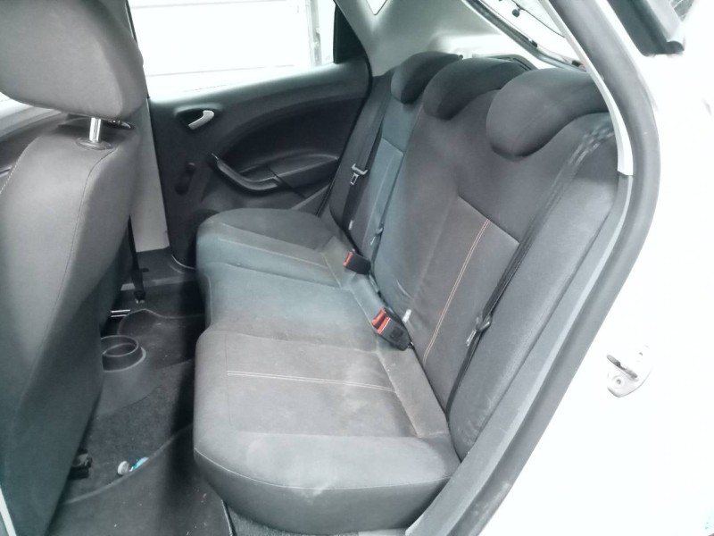 seat ibiza sc (6j1) del año 2010