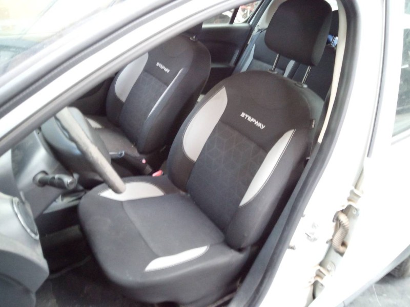 dacia sandero del año 2015