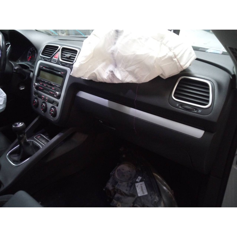 volkswagen scirocco (137) del año 2009