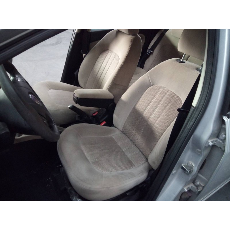 fiat linea (110) del año 2009