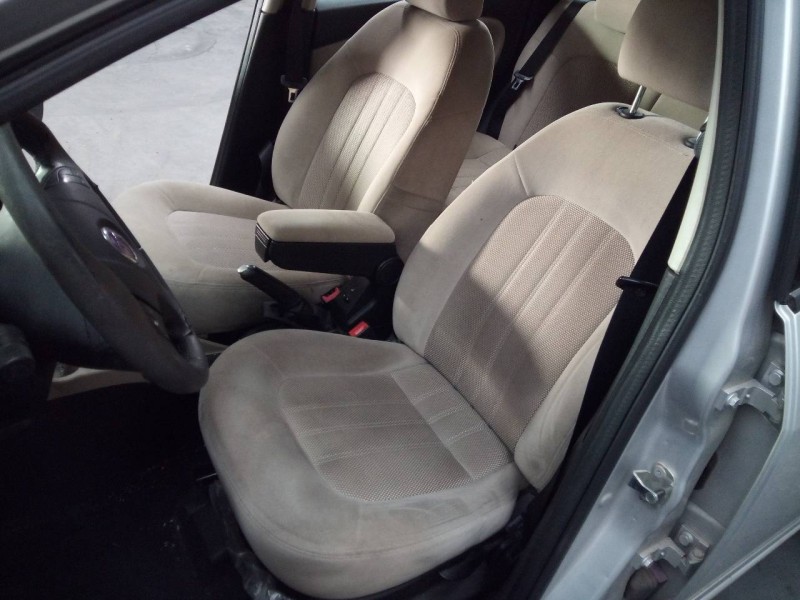 fiat linea (110) del año 2009