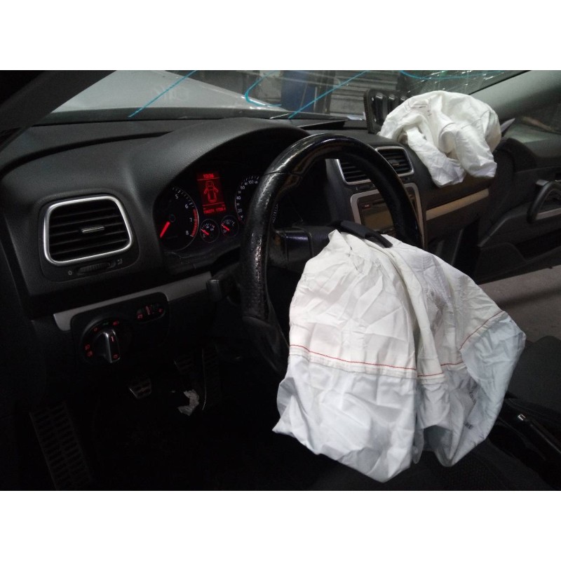 volkswagen scirocco (137) del año 2009