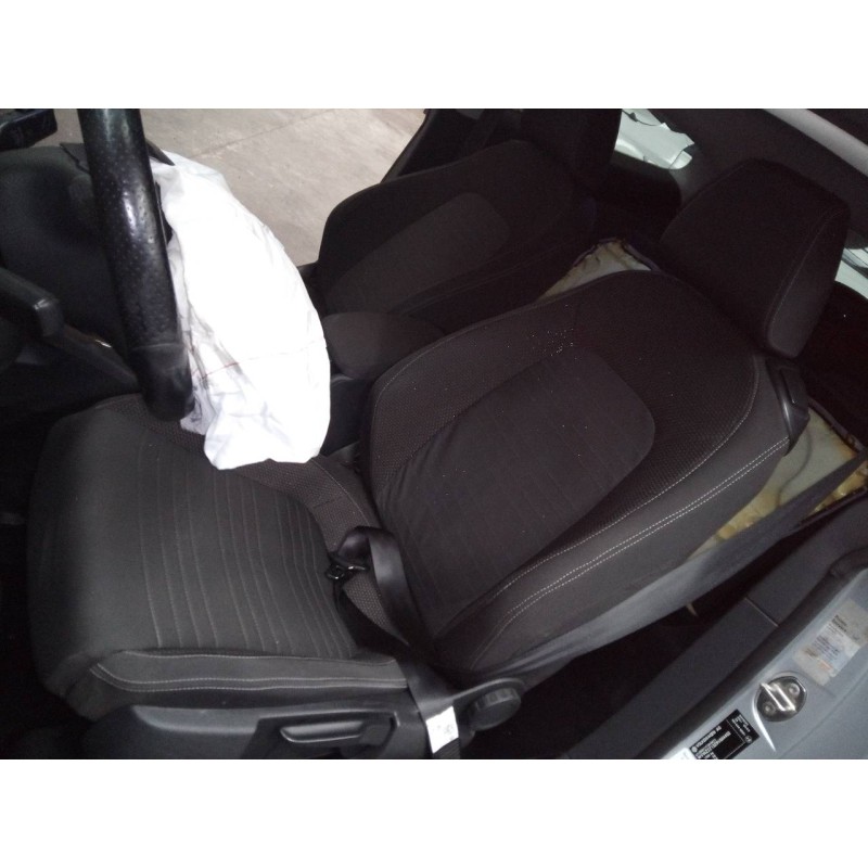 volkswagen scirocco (137) del año 2009