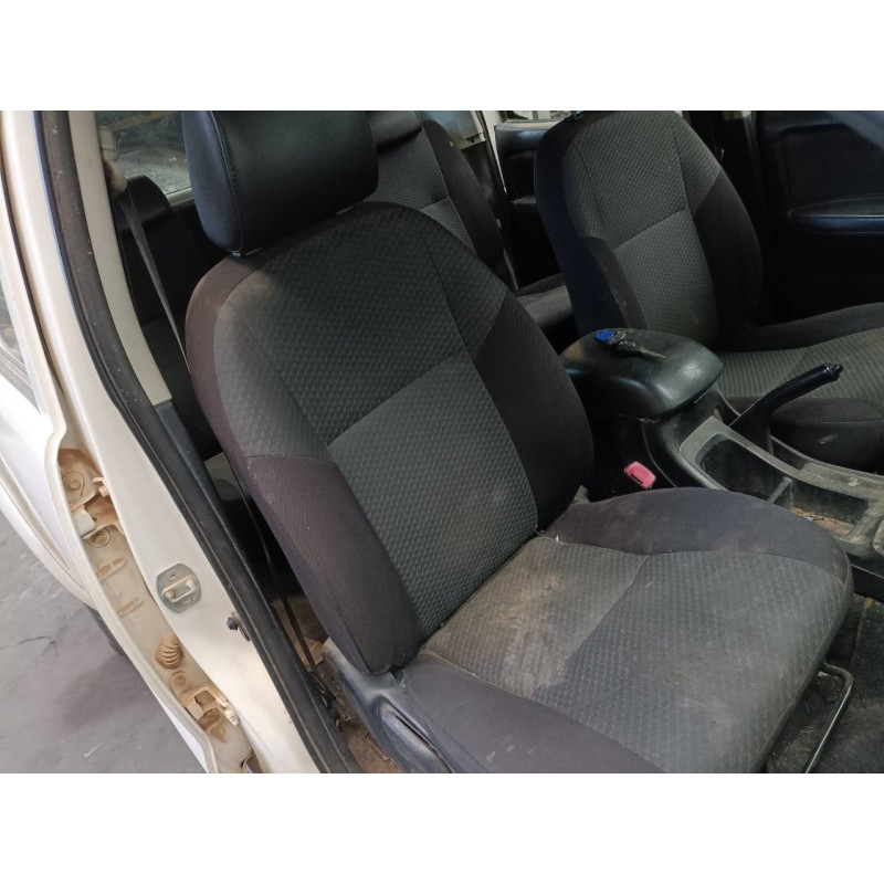 toyota hilux (kun) del año 2015