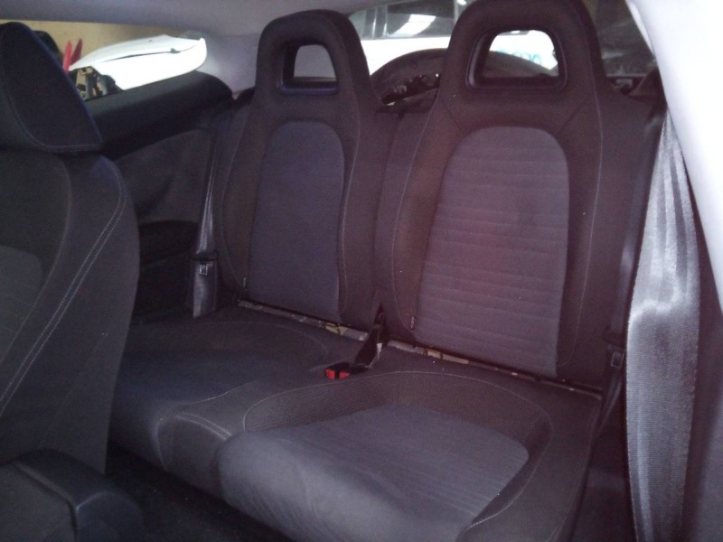 volkswagen scirocco (137) del año 2009