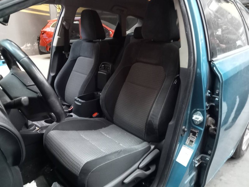 toyota auris del año 2017