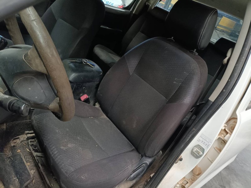 toyota hilux (kun) del año 2015