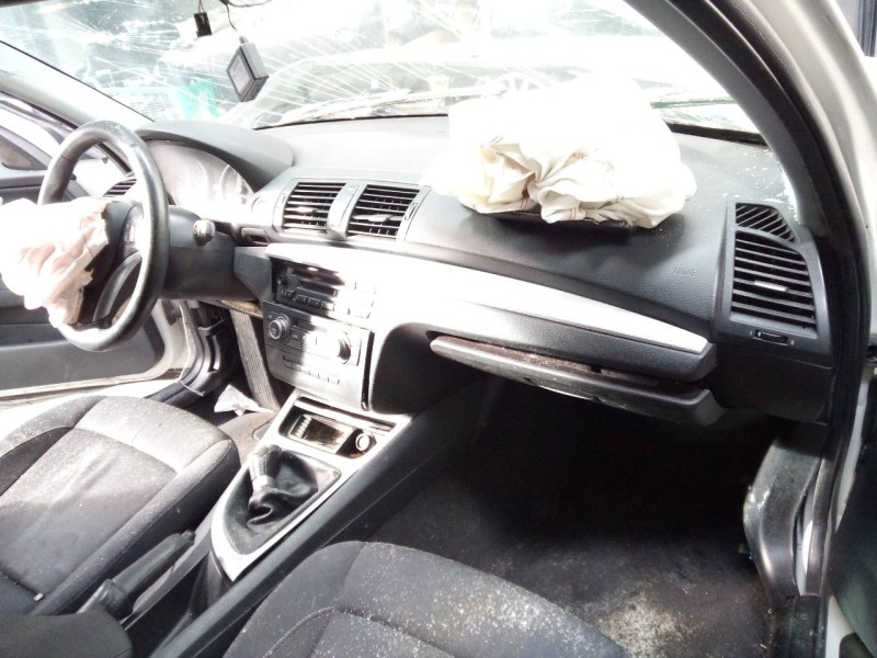 bmw serie 1 berlina (e81/e87) del año 2011