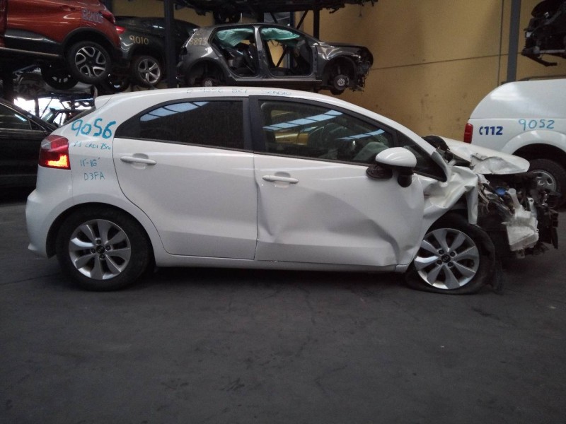kia rio del año 2014