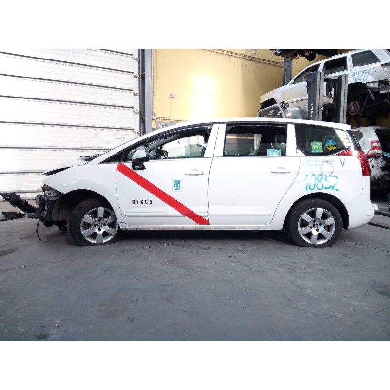 peugeot 5008 del año 2015